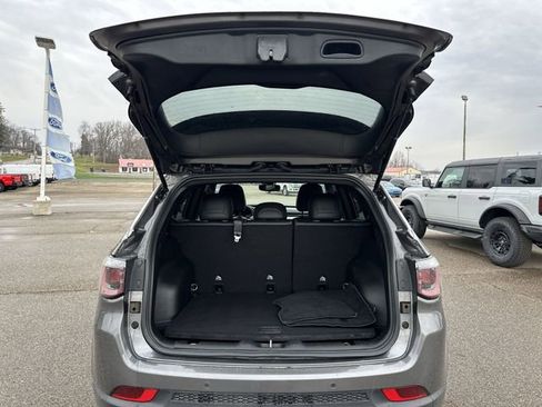 Used 2024 Jeep Compass Limited image 21