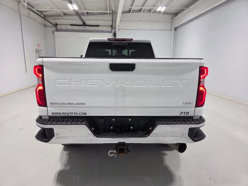 Used 2024 Chevrolet Silverado 2500 LTZ w/ LTZ Plus Package AWD/4WD image 4