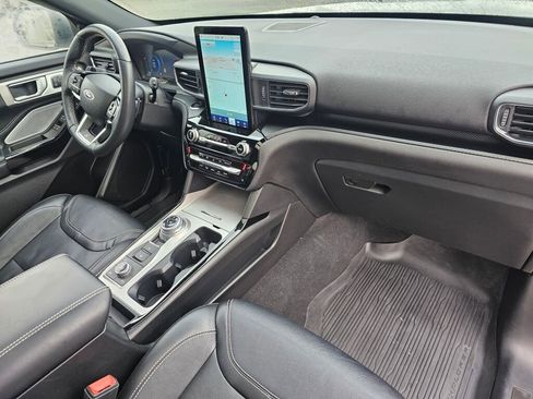 Used 2023 Ford Explorer ST w/ Equipment Group 401A image 13