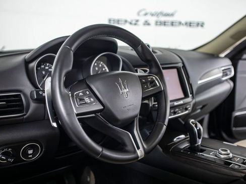 Used 2017 Maserati Levante S AWD/4WD image 21