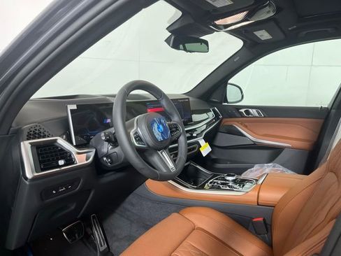 New 2026 BMW X5 M60i w/ Executive Package image 8