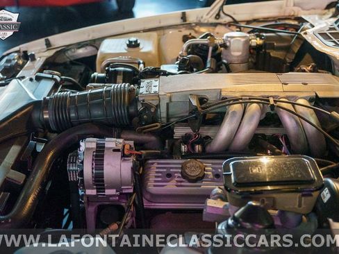 Used 1990 Chevrolet Camaro IROC-Z image 35