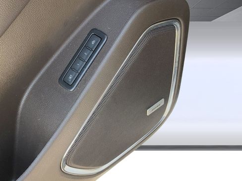 Used 2019 GMC Yukon Denali w/ Denali Ultimate Package image 23