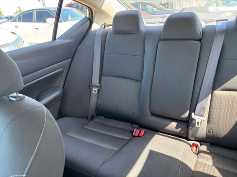 Used 2025 Nissan Altima 2.5 SV FWD image 39