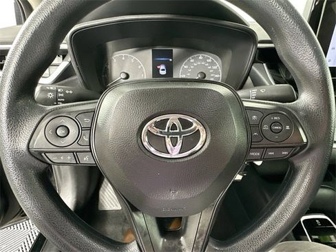 Used 2024 Toyota Corolla LE image 18