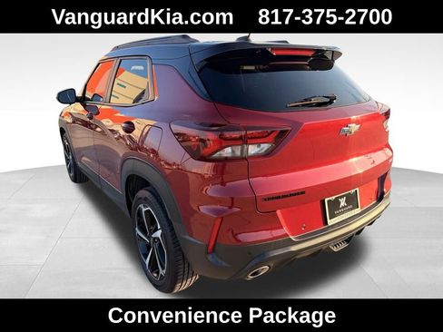 Used 2021 Chevrolet TrailBlazer RS w/ Technology Package image 2