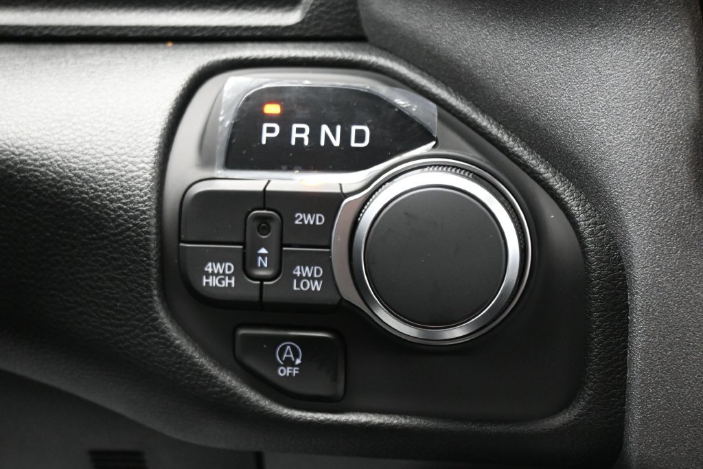 Used 2027 RAM 1500 Express AWD/4WD image 22