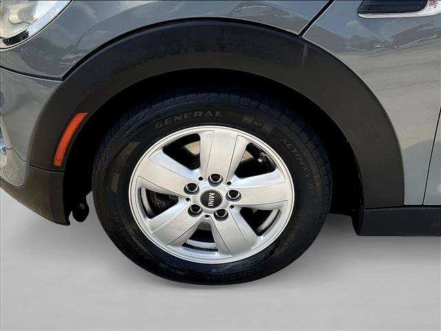Used 2016 MINI Cooper 4-Door Hardtop FWD image 8