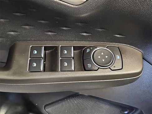 Used 2020 Ford Escape SE image 27