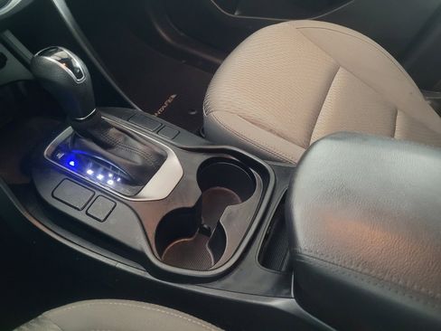 Used 2019 Hyundai Santa Fe XL SE FWD image 26