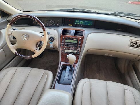 Used 2003 Toyota Avalon XLS image 9