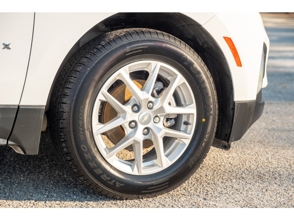 Used 2023 Chevrolet Equinox LT FWD image 10