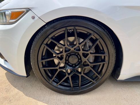 Used 2015 Ford Mustang GT Premium w/ Equipment Group 401A image 25