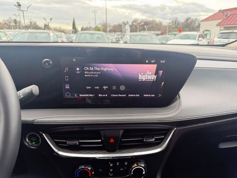 Used 2025 Buick Encore GX Preferred image 18