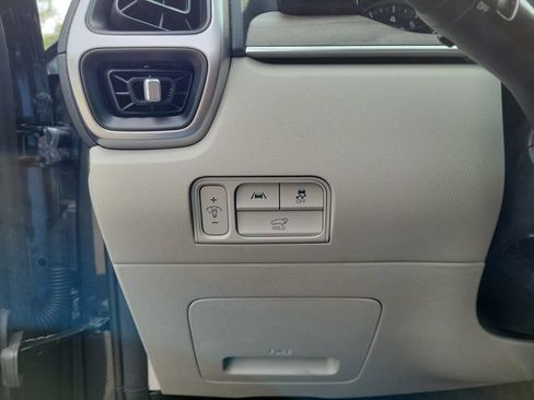 Used 2023 Kia Sorento EX FWD image 22