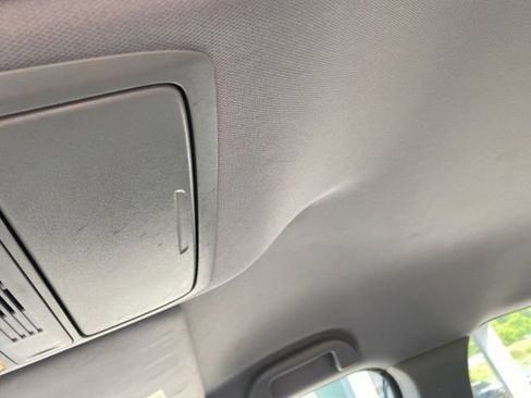 Used 2017 Honda CR-V LX image 31