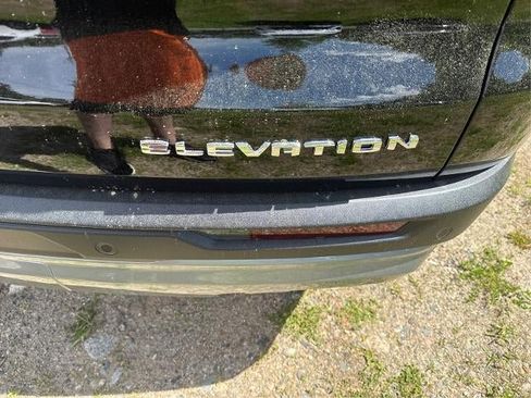 New 2026 GMC Acadia Elevation w/ Elevation Premium Package AWD/4WD image 10