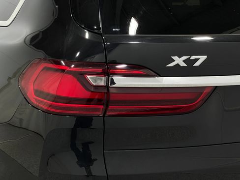 Used 2019 BMW X7 xDrive40i w/ Premium Package AWD/4WD image 36