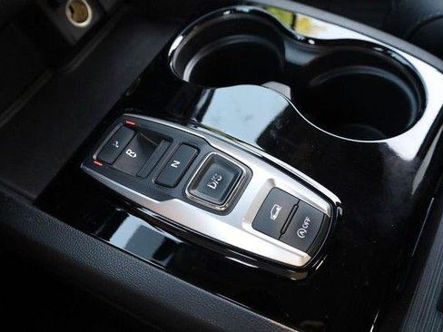 Used 2018 Honda Pilot Elite image 20
