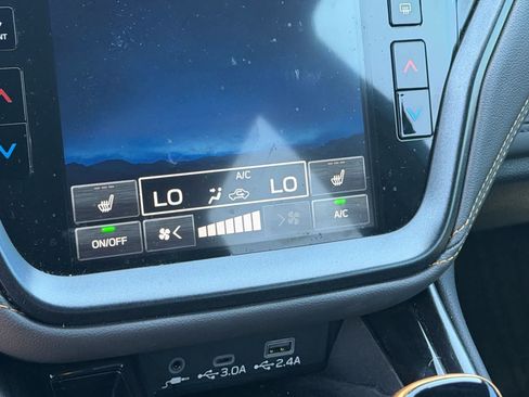 Used 2025 Subaru Outback Wilderness AWD/4WD image 10