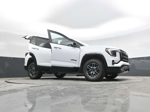 New 2026 GMC Terrain AT4 w/ Convenience Package III image 46