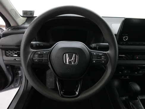 Certified 2023 Honda Accord EX image 16