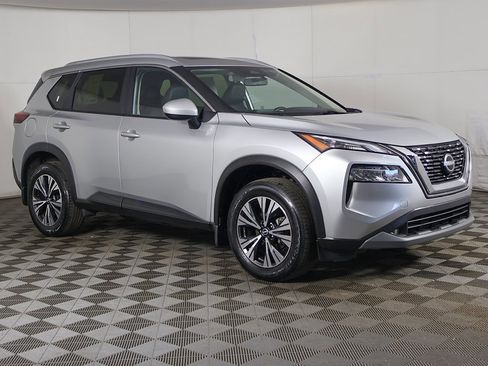 Used 2023 Nissan Rogue SV w/ SV Premium B Package image 47