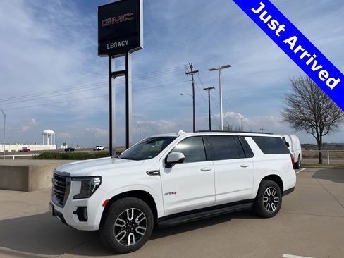 Used 2024 GMC Yukon XL AT4 w/ Technology Package image 1
