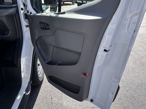 New 2025 Ford Transit 250 Low Roof w/ Exterior Upgrade Package RWD image 11