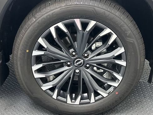 New 2026 Nissan Rogue Platinum AWD/4WD image 19