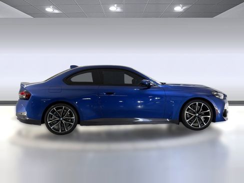Used 2022 BMW 230i Coupe w/ M Sport Package RWD image 7