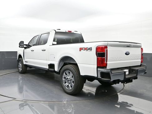 New 2026 Ford F250 Lariat w/ Chrome Package image 18