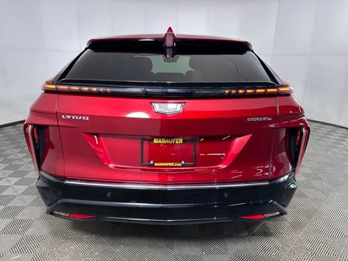 Used 2024 Cadillac Lyriq Luxury w/ LPO, Floor Liner Package image 4
