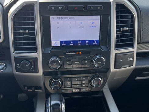 Used 2020 Ford F150 Lariat AWD/4WD image 21