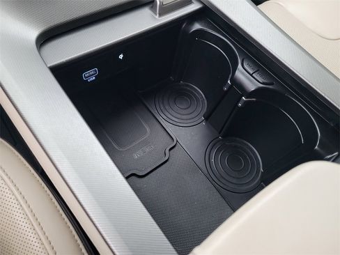 Used 2020 Hyundai Palisade Limited w/ Winter Weather Package image 25