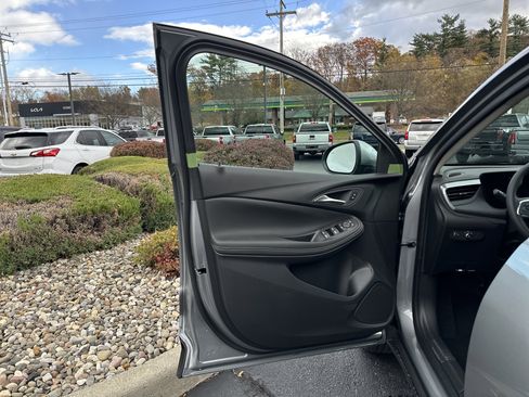 New 2026 Buick Encore GX Preferred image 11