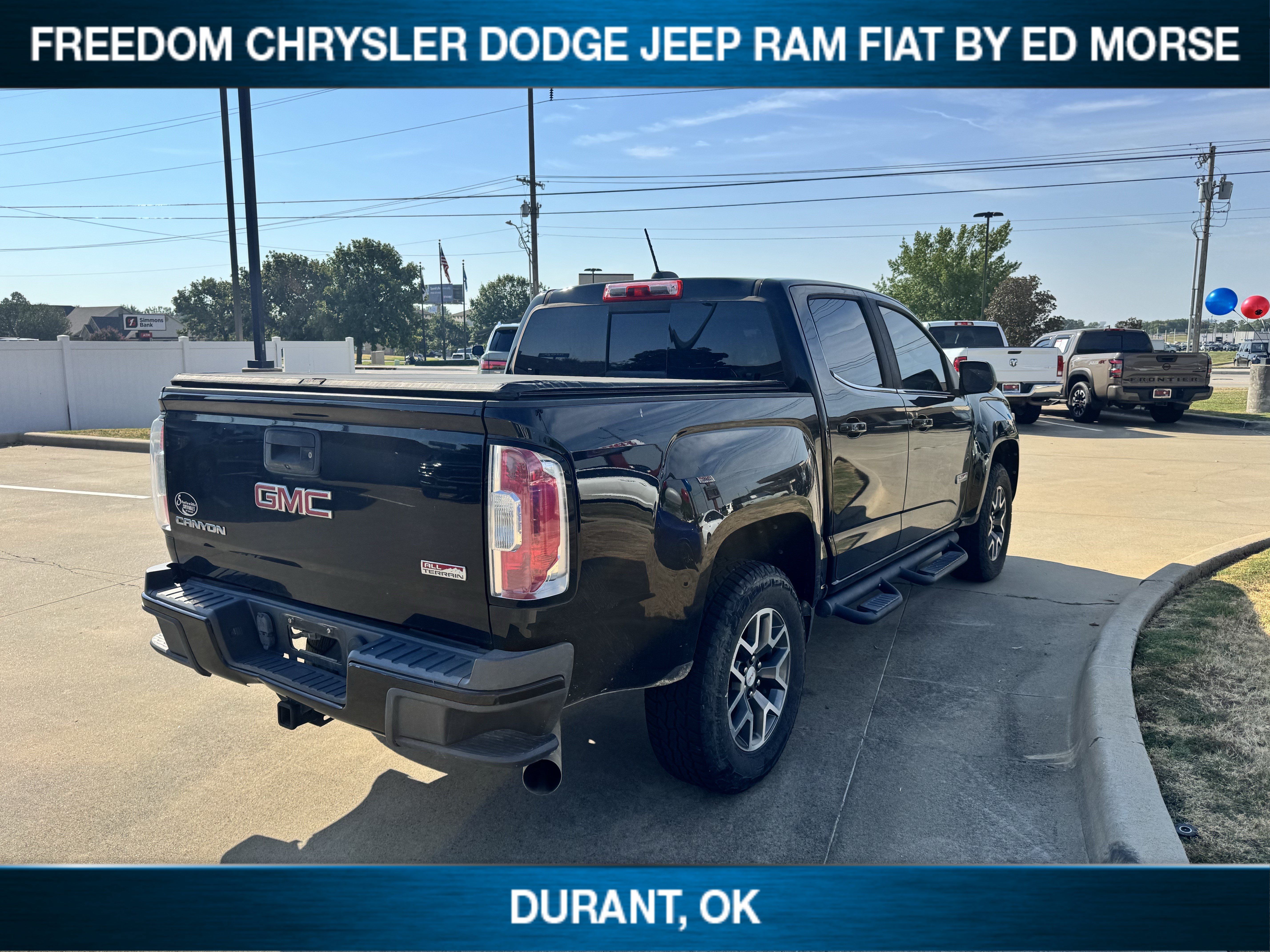 Used 2017 GMC Canyon SLE w/ All Terrain X Package AWD/4WD image 4