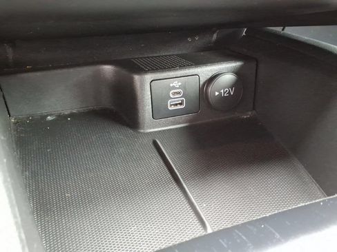 Certified 2025 Ford Escape ST-Line AWD/4WD image 20