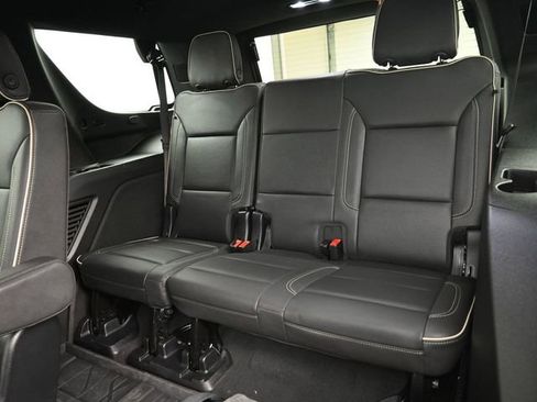 Used 2024 Chevrolet Tahoe Premier w/ Premium Package image 29