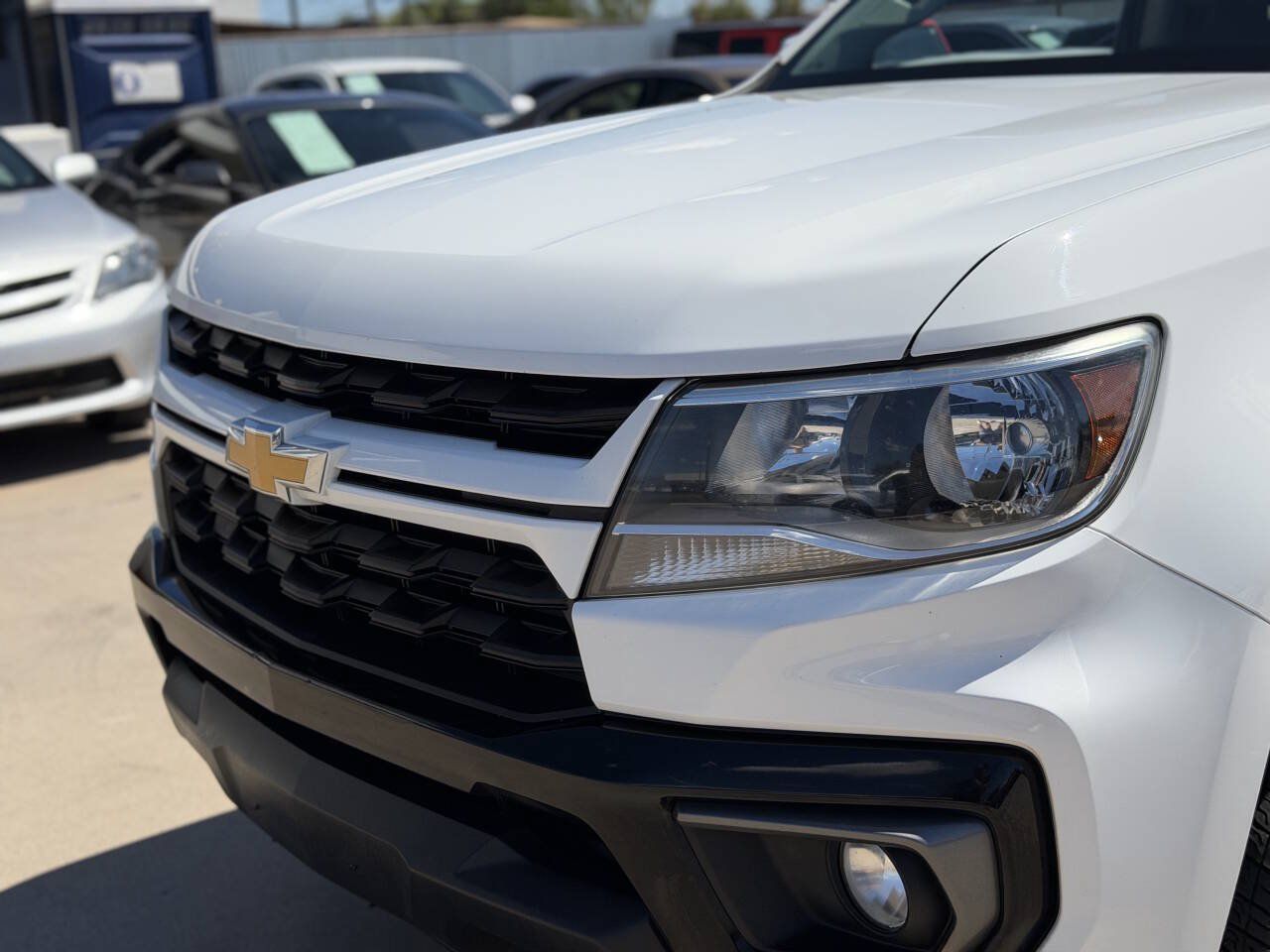 Used 2022 Chevrolet Colorado LT w/ Safety Package AWD/4WD image 5