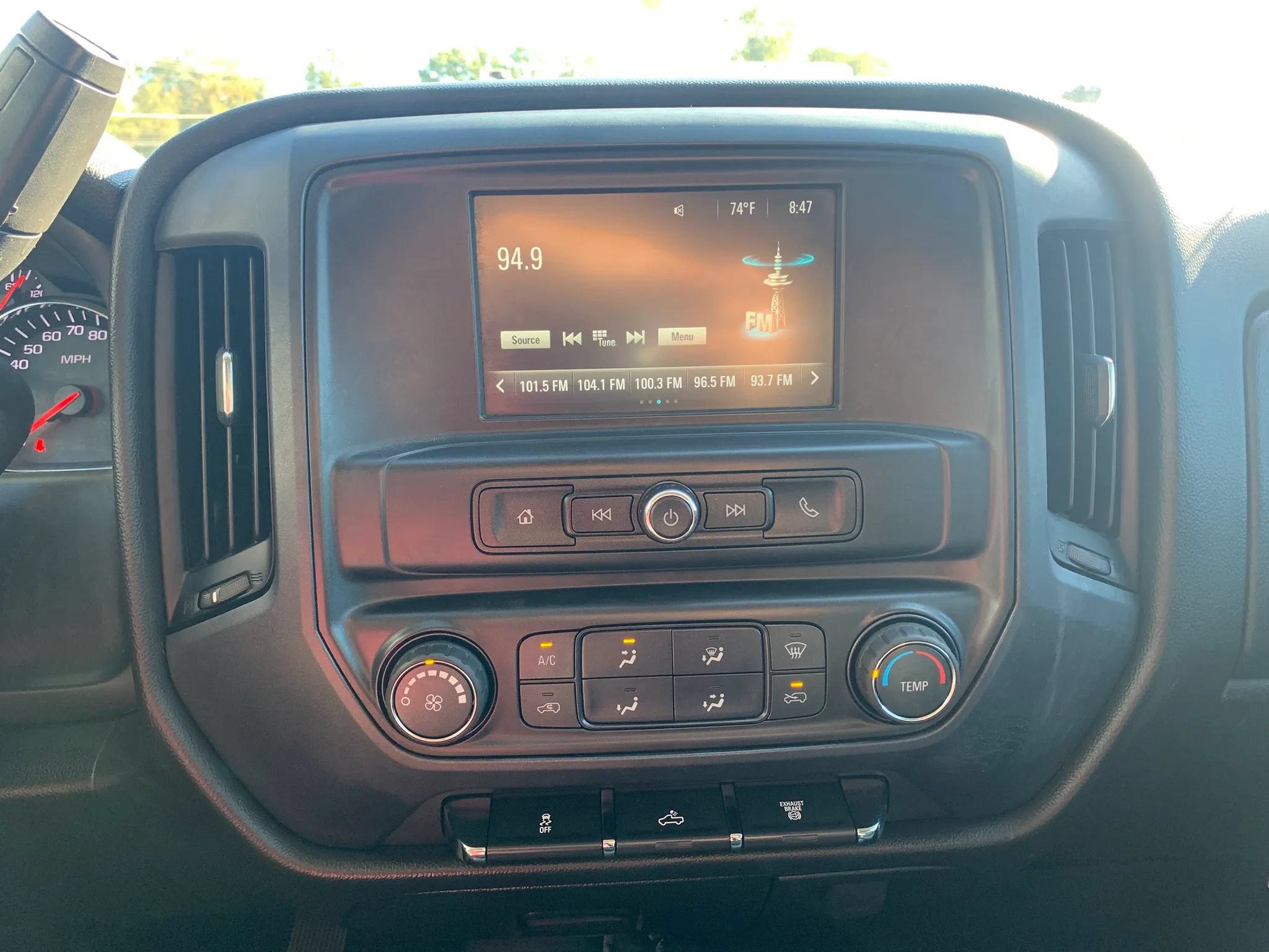 Used 2017 Chevrolet Silverado 3500 W/T AWD/4WD image 15