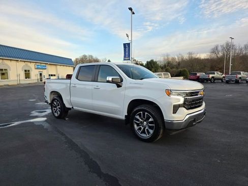 Used 2022 Chevrolet Silverado 1500 LT image 7