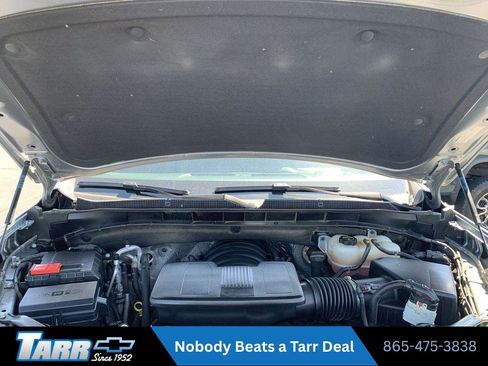 Used 2025 Chevrolet Suburban Z71 AWD/4WD image 17