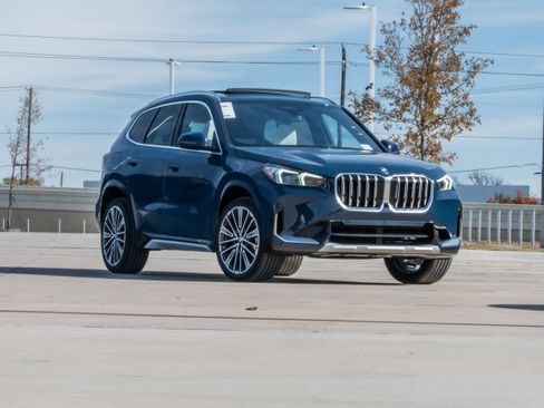New 2026 BMW X1 xDrive28i w/ Technology Package image 2