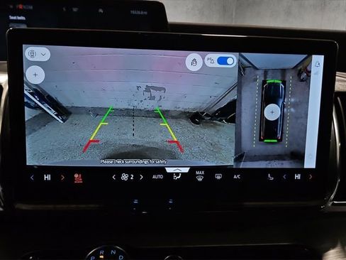 Used 2025 Ford Expedition Max Platinum image 16