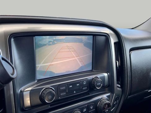 Used 2018 Chevrolet Silverado 1500 LTZ w/ Sport Package AWD/4WD image 28