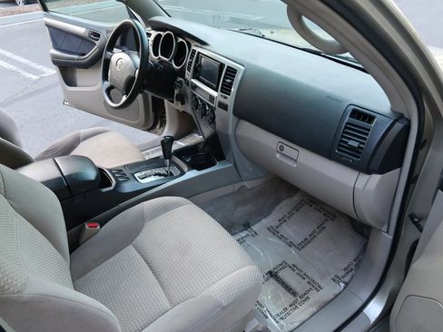 Used 2004 Toyota 4Runner Sport image 20
