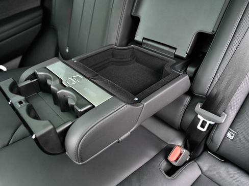 Used 2025 Land Rover Range Rover SE AWD/4WD image 39