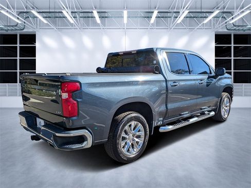 Used 2020 Chevrolet Silverado 1500 LTZ w/ LTZ Premium Package image 3