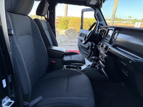 Used 2022 Jeep Wrangler Unlimited Sport AWD/4WD image 35